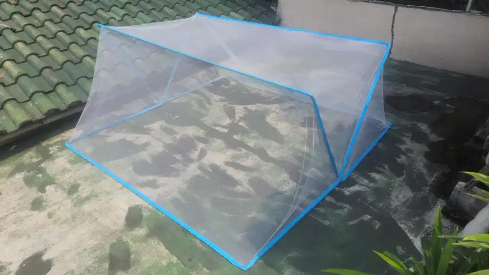 KELAMBU BIRU 180X200 CM (ini BARU yg di foto hanya contoh)