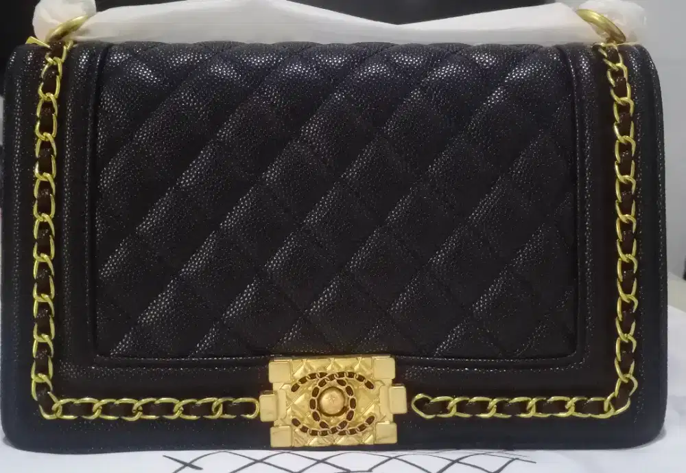 Tas Chanel Boy Caviar, baru, Authentic Original mewah.