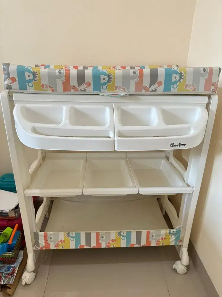 Preloved Baby Tafel cocolatte / changing table