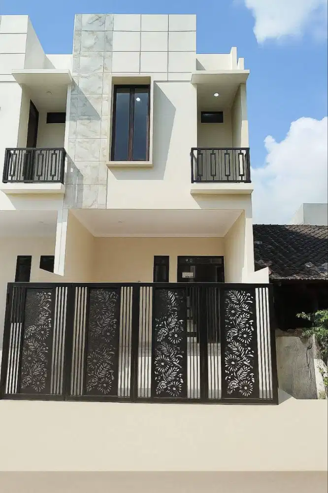 Dijual Rumah Minimalis 2 Lantai di Harapan Indah Kota Bekasi