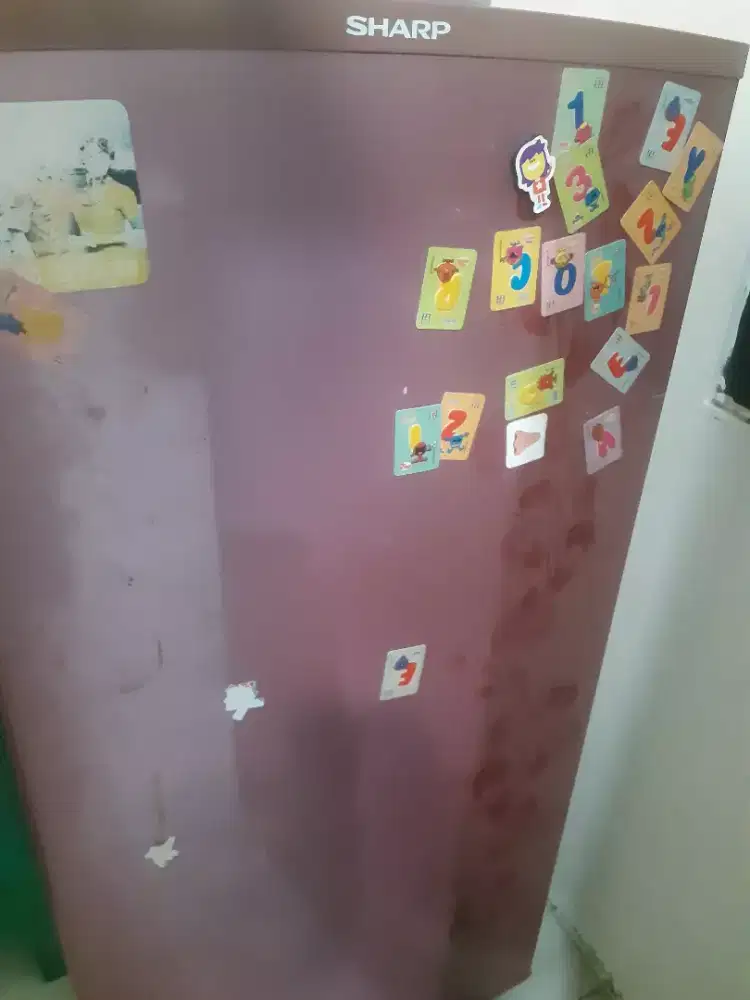 Kulkas Sharp 1 pintu , kulit jeruk