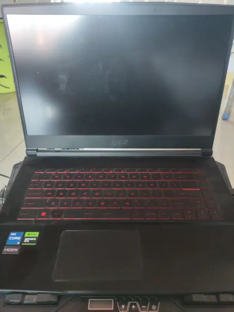 Laptop Msi i5 Rtx 3050 ram 16 Gb SSD 512