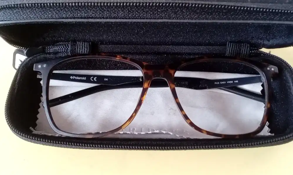 Jual frame Polaroid ori PLD D401 bekas