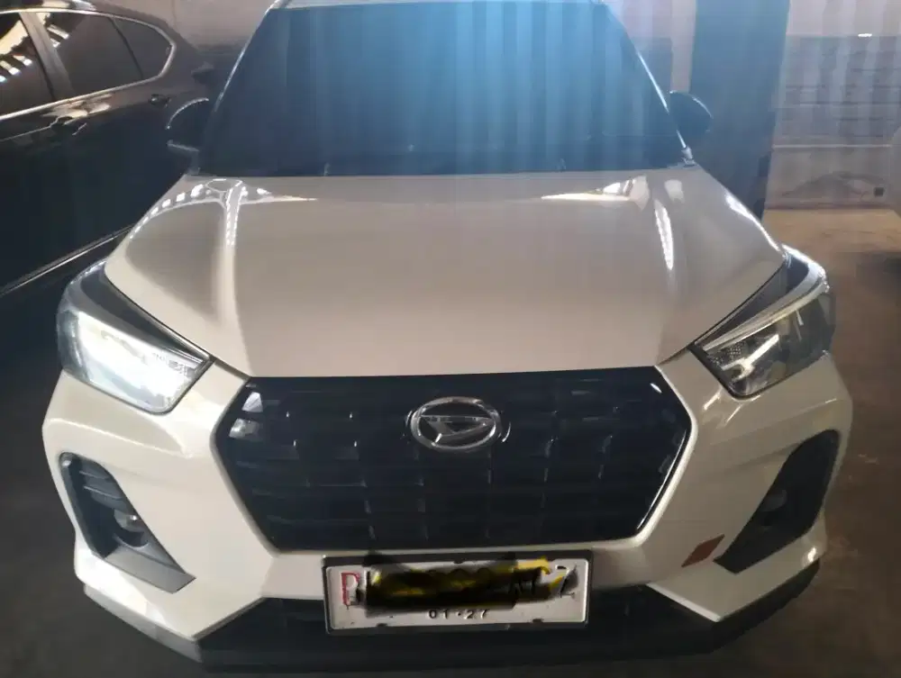 Daihatsu Rocky 2021 1,2 X manual, warna putih