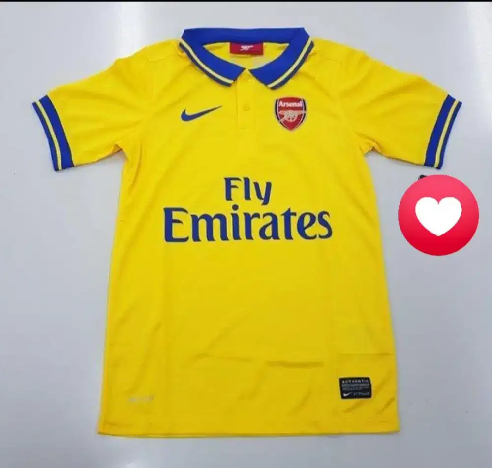 Arsenal away retro jersey size S / Surabaya