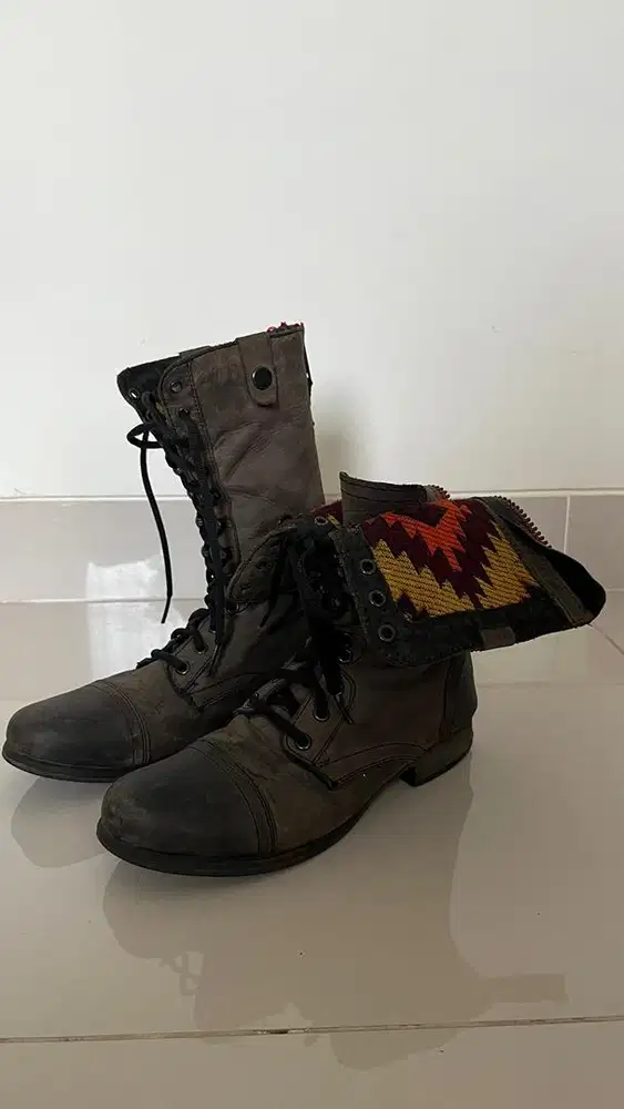 Steve Madden Chevie - sepatu bot