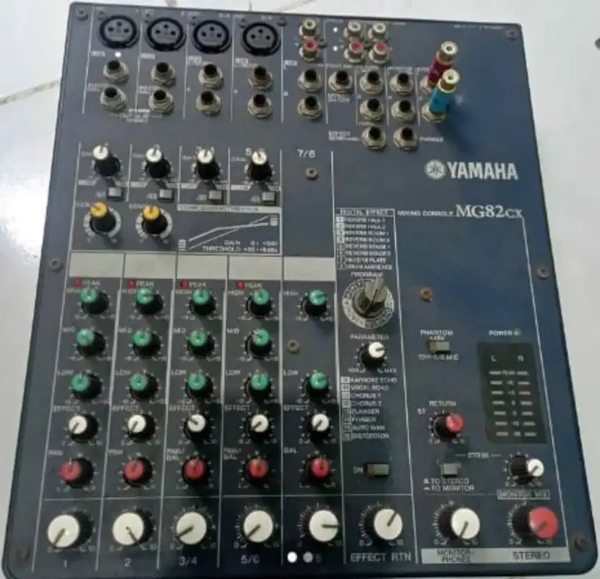 MURH 2 BOX SPEAKER 1 AMPLI,1 MIXER MSH BGS GAK ADA MNUS NORMAL SEMUA