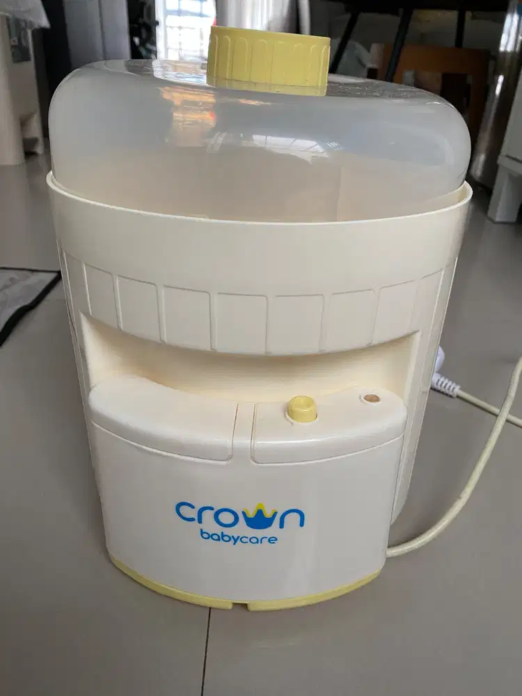 Crown Babycare 6 Bottles Electric Steam Sterilizer Alat Steril Uap CR-
