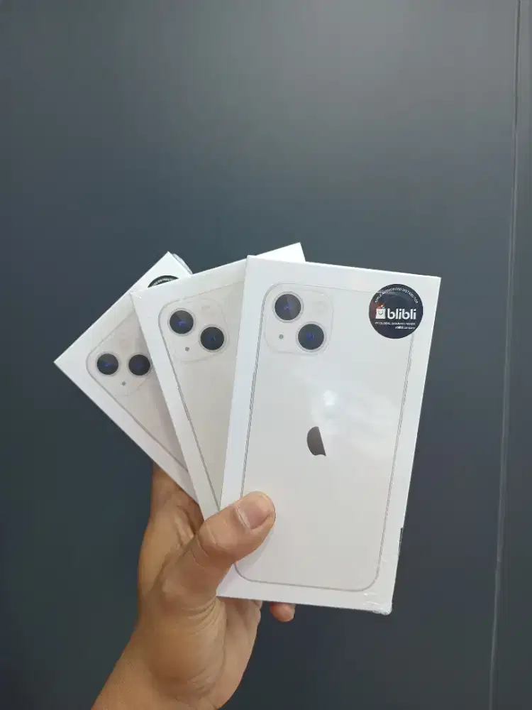 KREDIT IPHONE 13 BASIC STARLIGHT BUNGA 0%