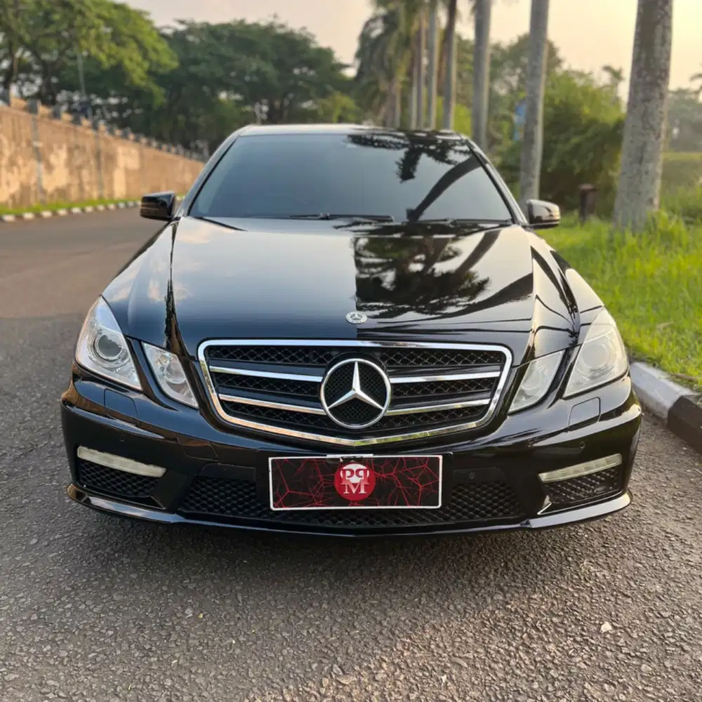 MERCEDES BENZ E300 ELEGANCE AT 2012 GOOD CONDITION