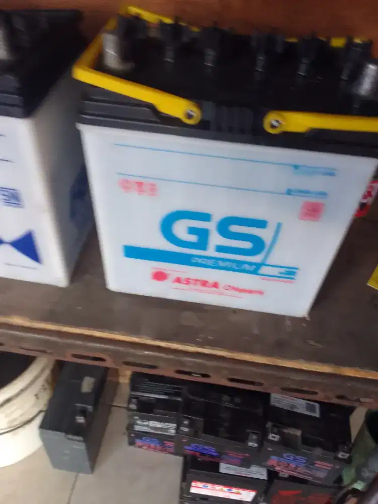 Tukar tambah accu baru dan second