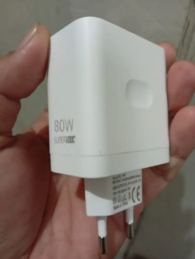 Charger oppo 80 watt original 100%