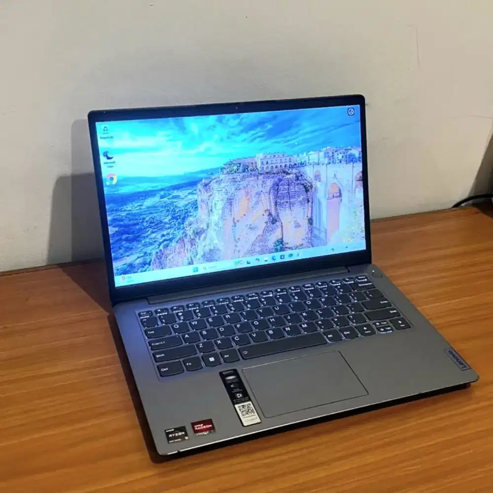 Laptop Lenovo IdeaPad 3 Ryzen 5