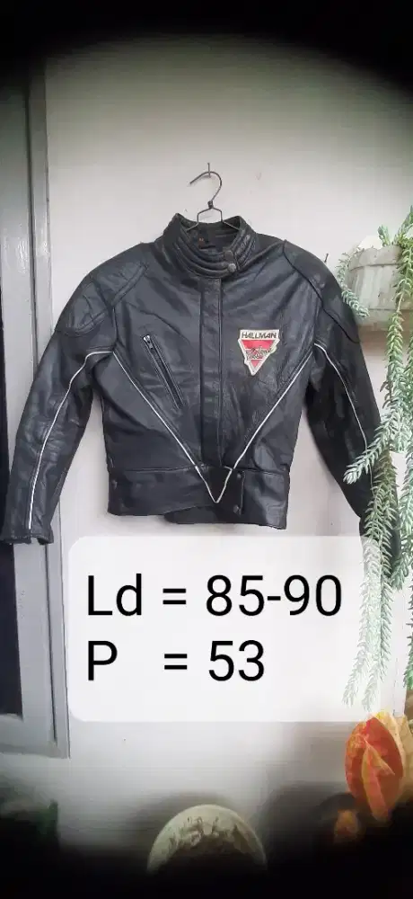 Jaket kulit racing