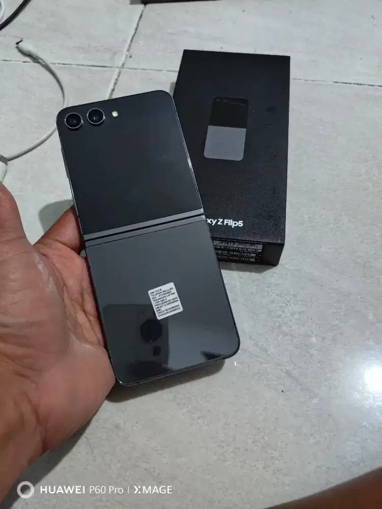 Samsung z flip 5 Graphite Ex Sein