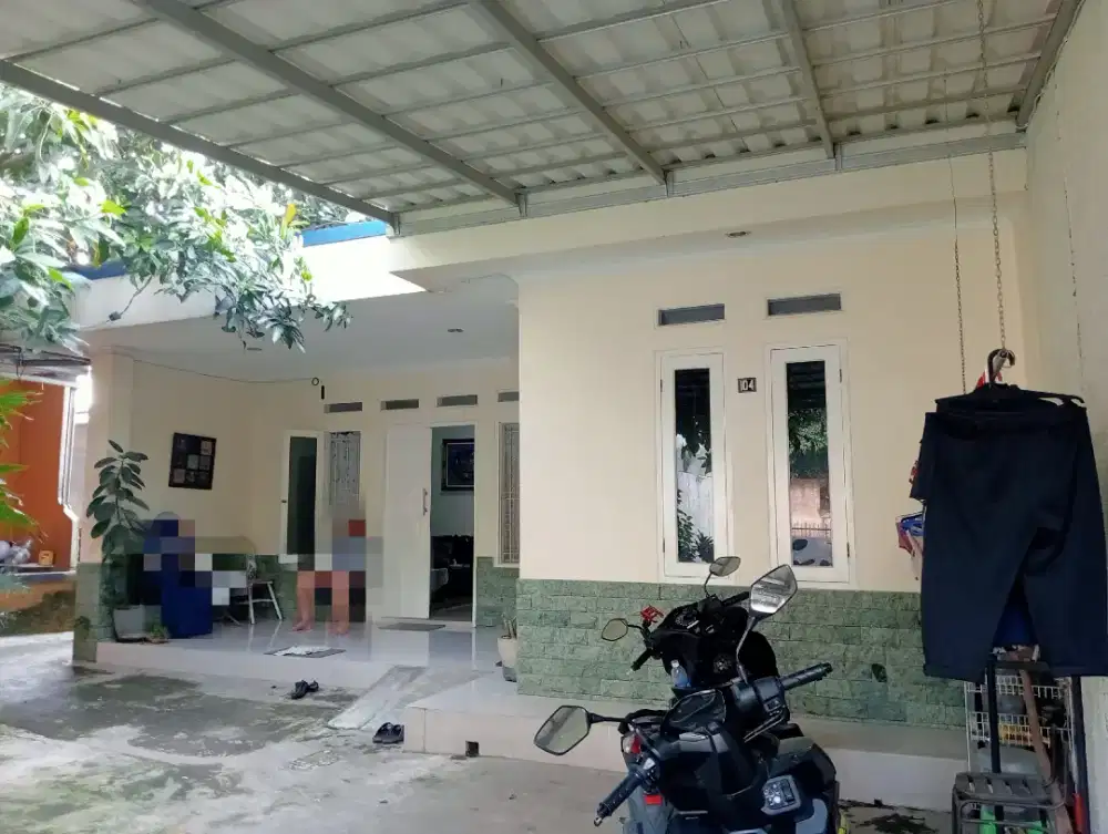 DIJUAL 1 RUMAH INDUK SIAP HUNI + 3 PINTU KONTRAKAN