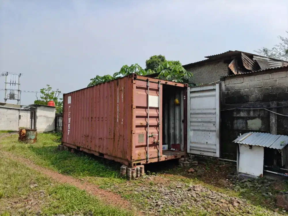 Container bekas pakai.