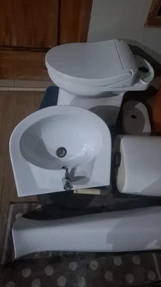 Terima jasa pembersih kloset