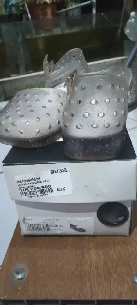 Dijual sepatu sandal sendal Melissa