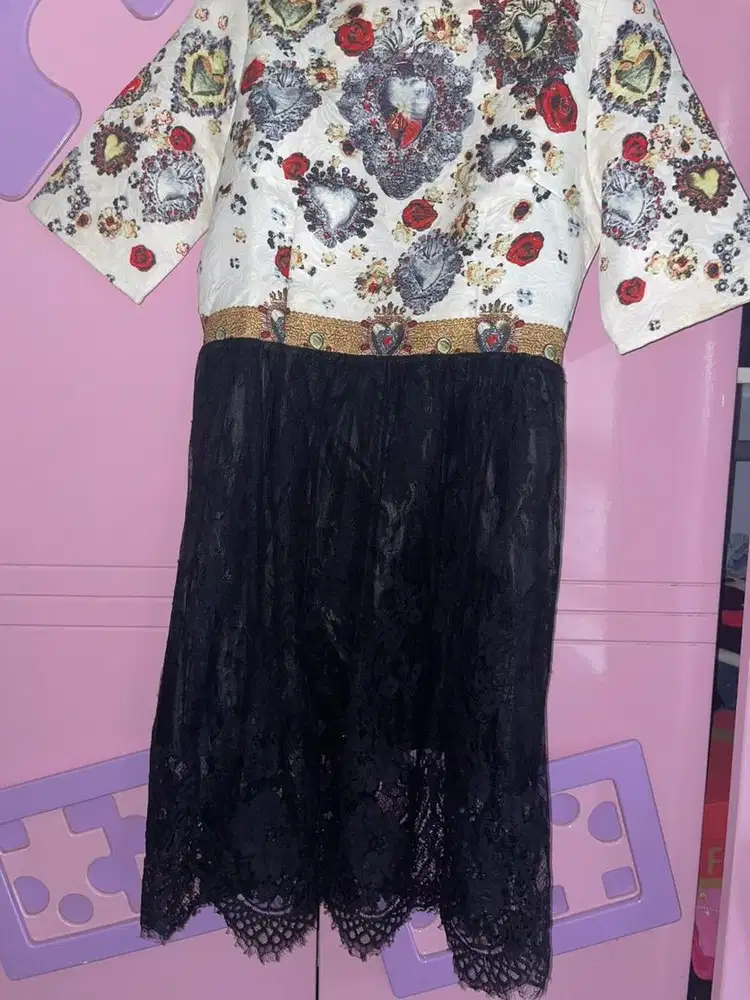Dress pendek hitam putih