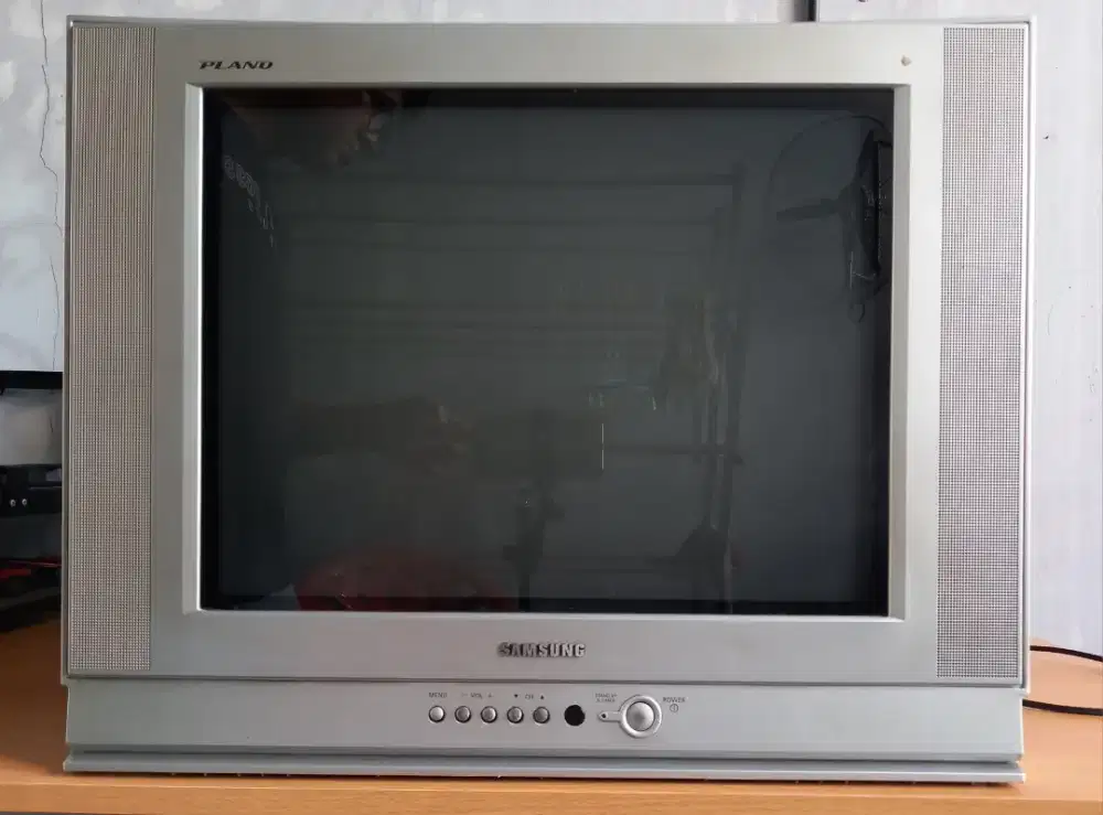 TV JADUL TABUNG FLAT SAMSUNG PLANO 20 TXN2030F