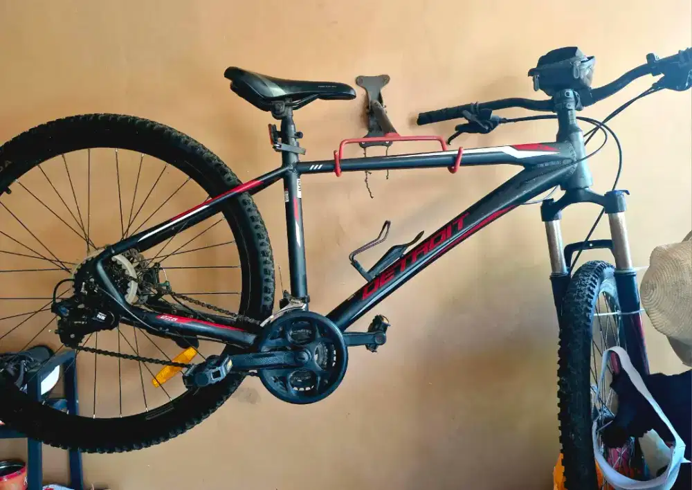 Sepeda MTB United Detroit 1.1