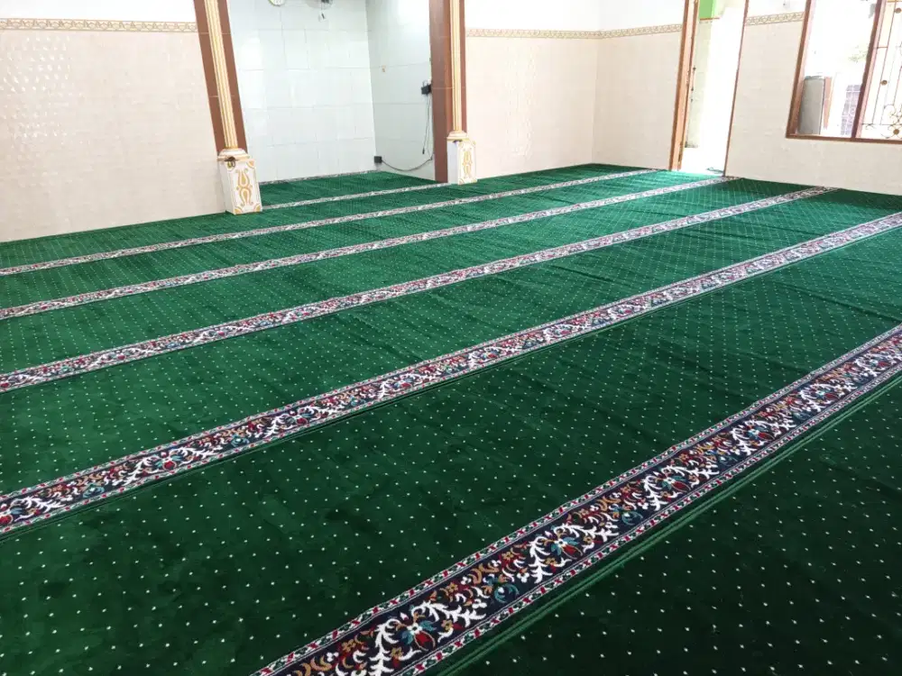 Karpet Masjid Paling Murah? Hanya di Aladdin Karpet Kudus!