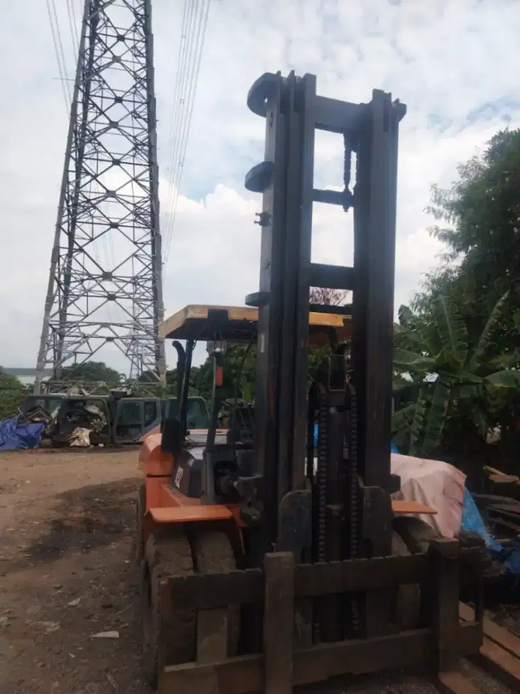 Forklift bekas murah hangca 7 ton 2016 Tiang threelift 6 meter