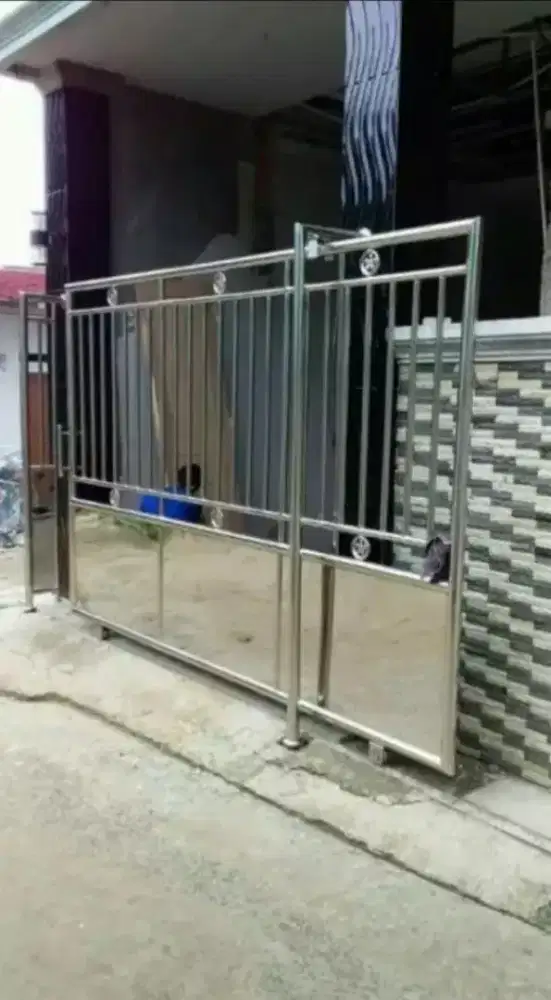 Pagar pintu dorong stainlis,