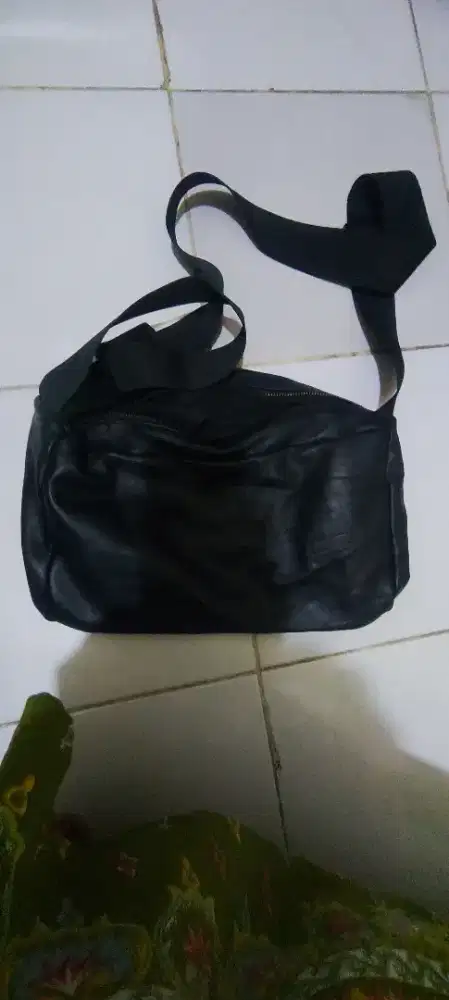 Tas Sling wanita