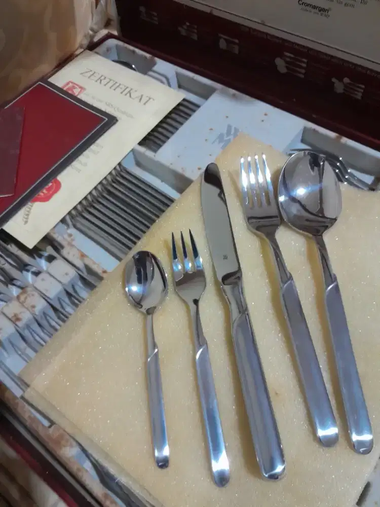 Set sendok garpu dll kuno