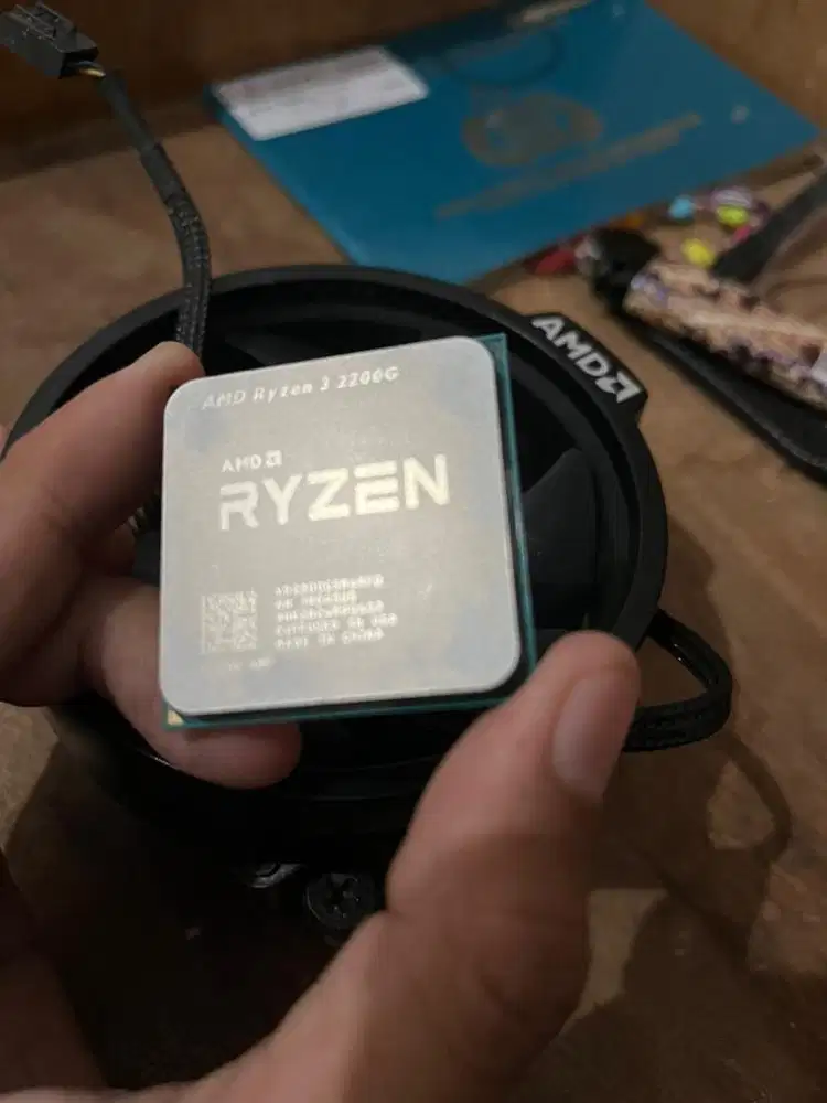 Prosesor Ryzen 3 2200G