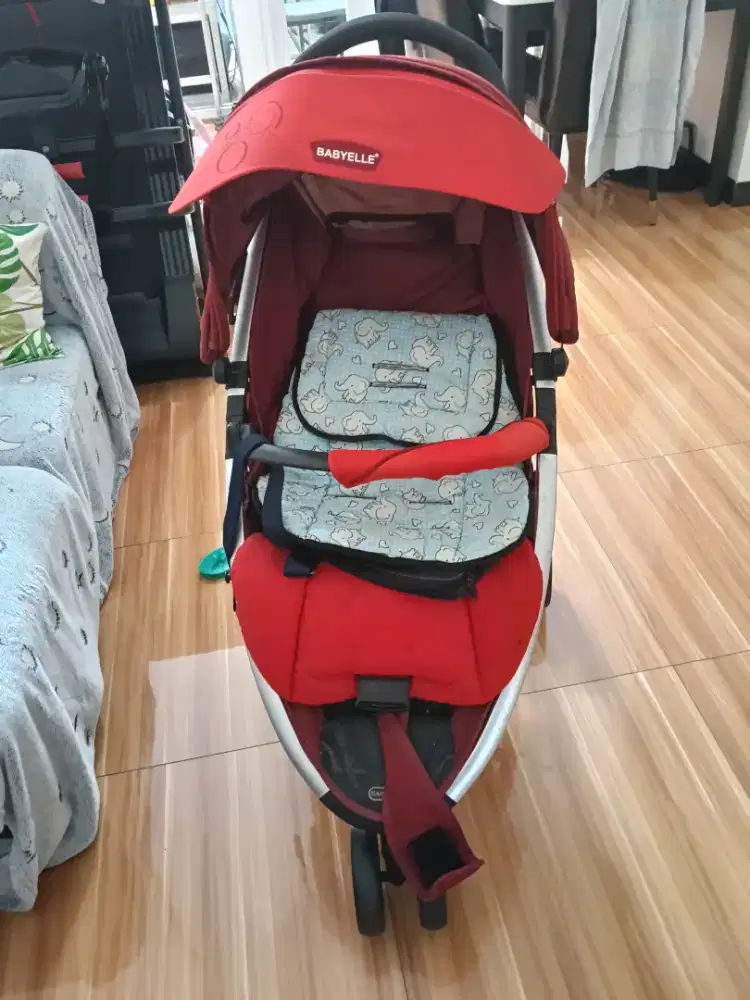 Stroller Babyelle Bekas