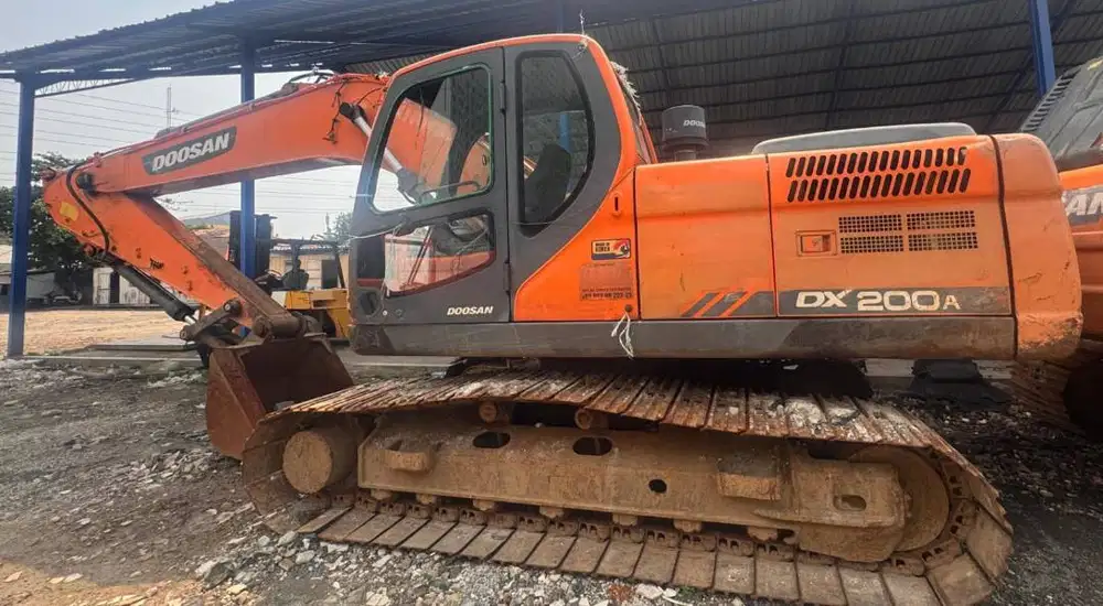Dijual Excavator Doosan Model DX200A Tahun 2021