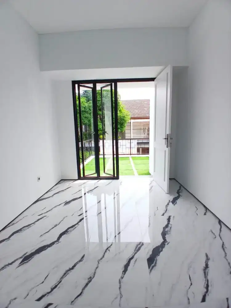 Dijual rumah siap huni di emerald Bintaro sektor 9