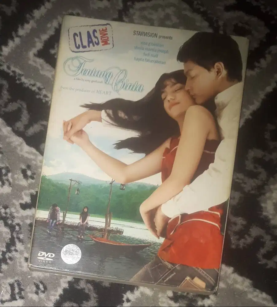 DVD Tentang Cinta Starvision