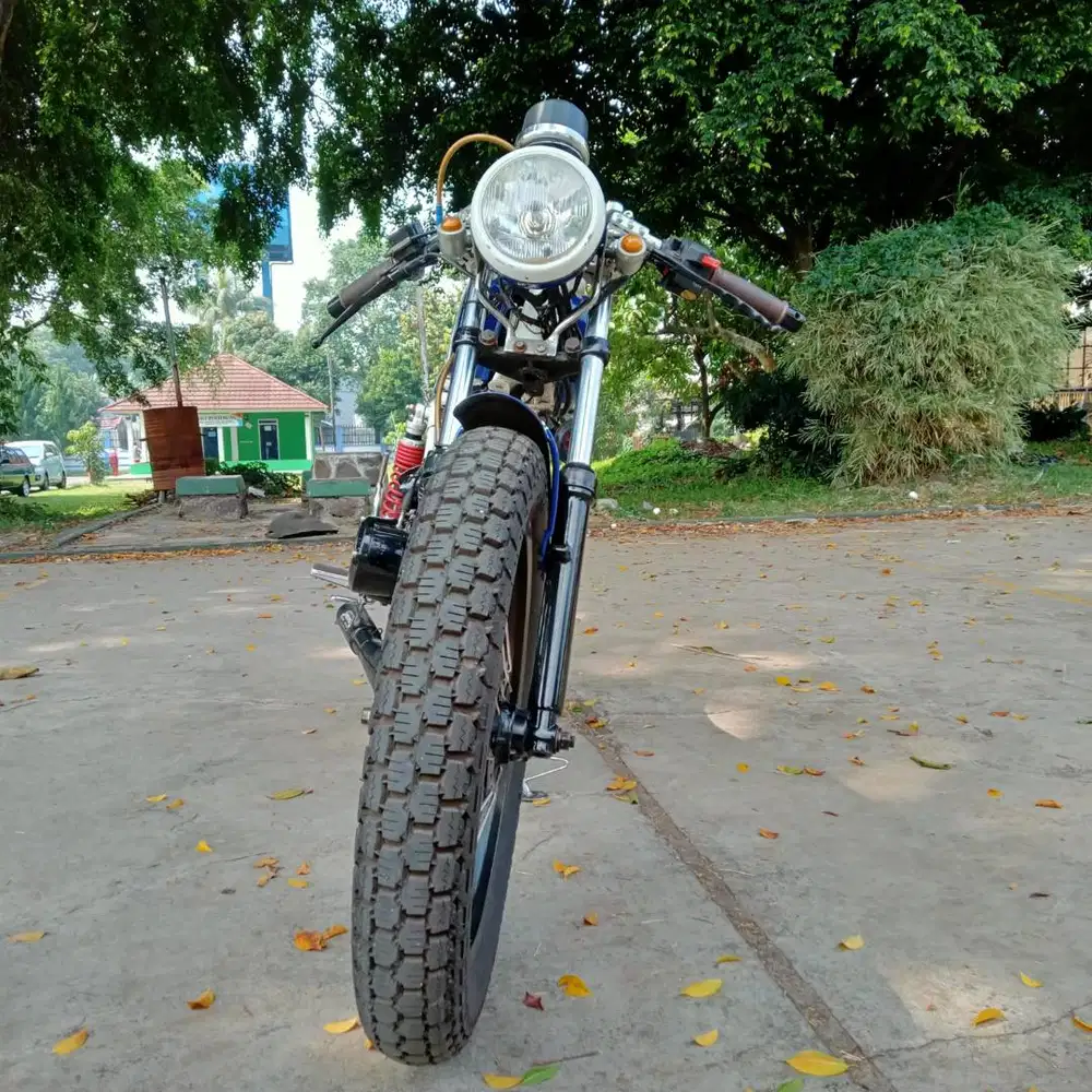 Motor Yamaha Trill YT 115