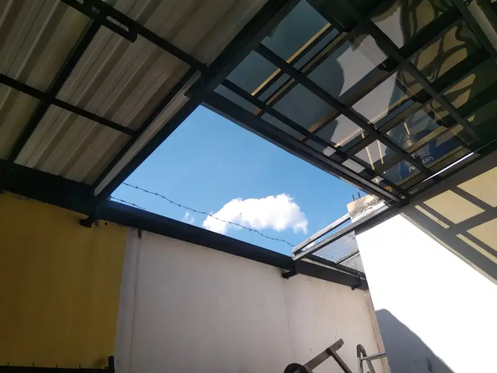 Pintu gerbang,kanopi,raillling tangga,pintu besi,pagar