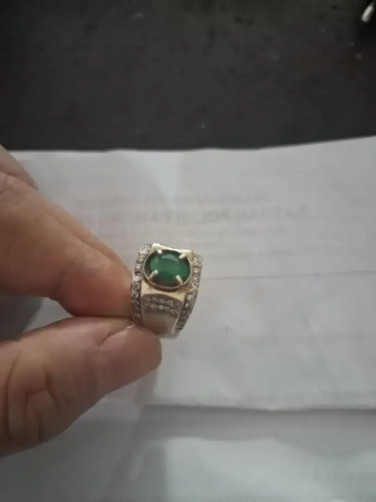 Murah cincin zamrud warna bagus 2 crat lebih