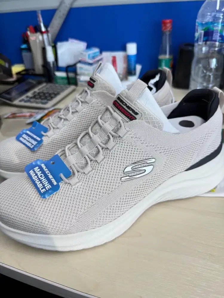 SKECHERS LITE WEIGHT SN 8790274