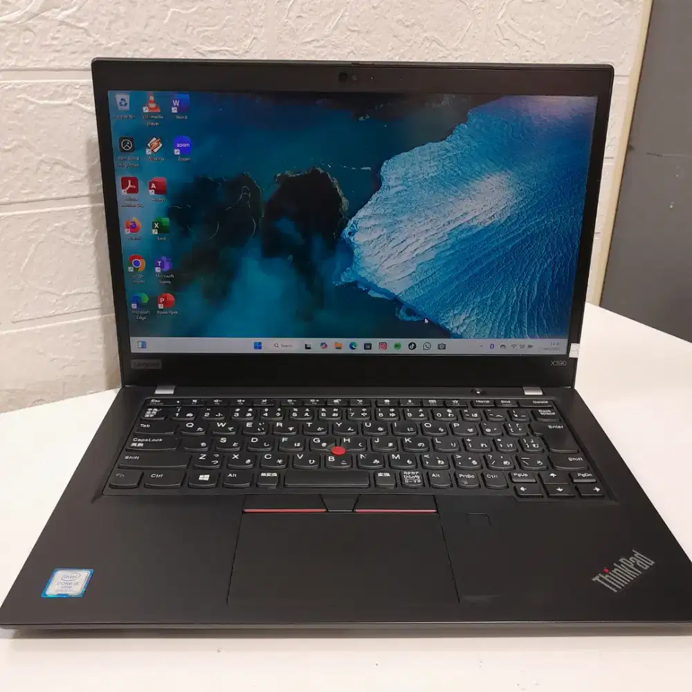 Lenovo Thinkpad X390 core i5 gen 8 ram 8gb ssd 256gb 13 inch FHD seken