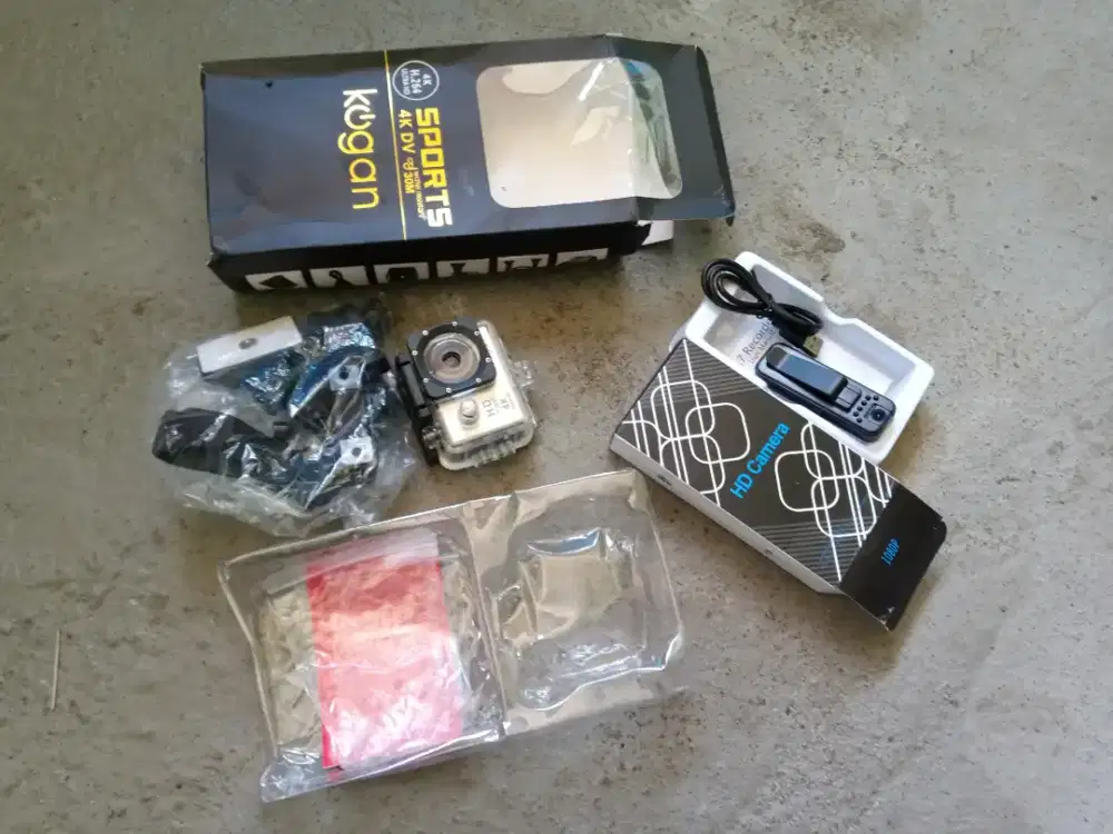 Dua Unit Kamera Dashcam