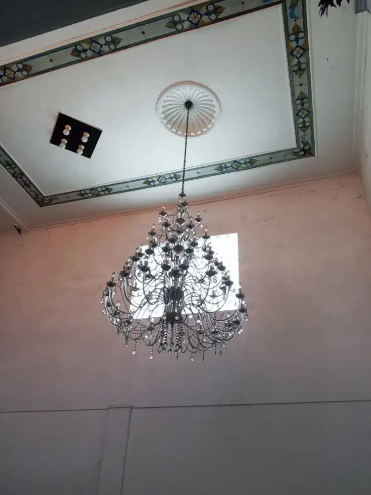 Lampu kristal hias Jumbo