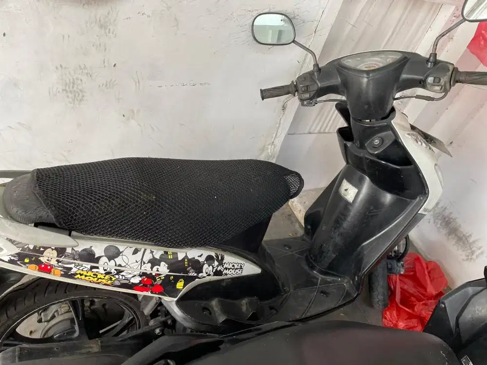 Dijual motor mio putih