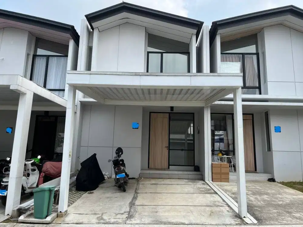 Disewakan Rumah 2 Lantai 3 Kamar Rolling Hills Karawang (dekat KIIC)