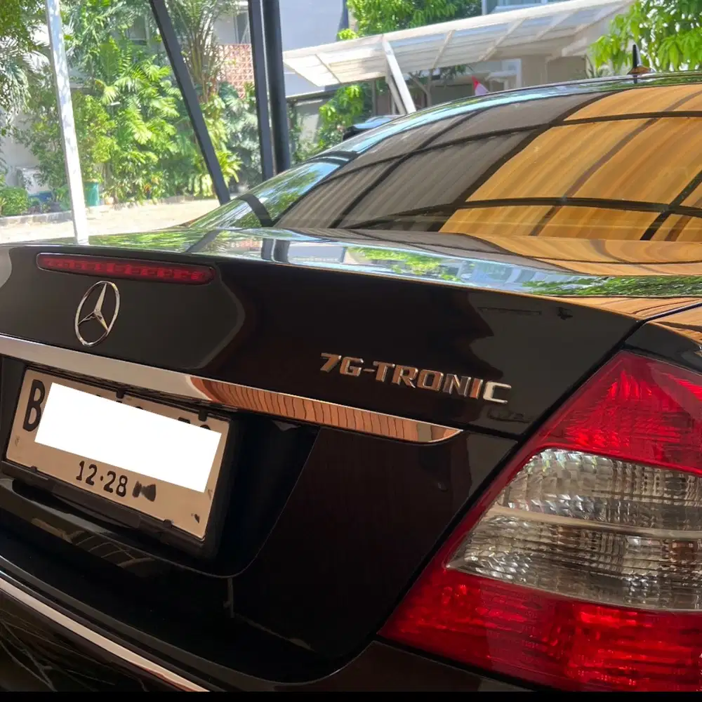 Mercedes-Benz E280 2009 Bensin