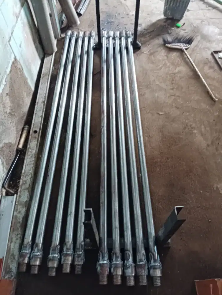 Pipa stang bor 1 1/4 sch 40