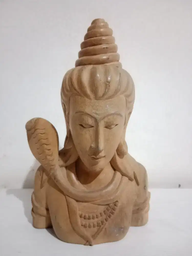 Patung Dewa Siwa (Shiva)