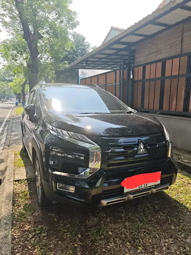 MOBIL XPANDER CROSS 1.5 L PLUS 4X2 AT OWNER LANGSUNG