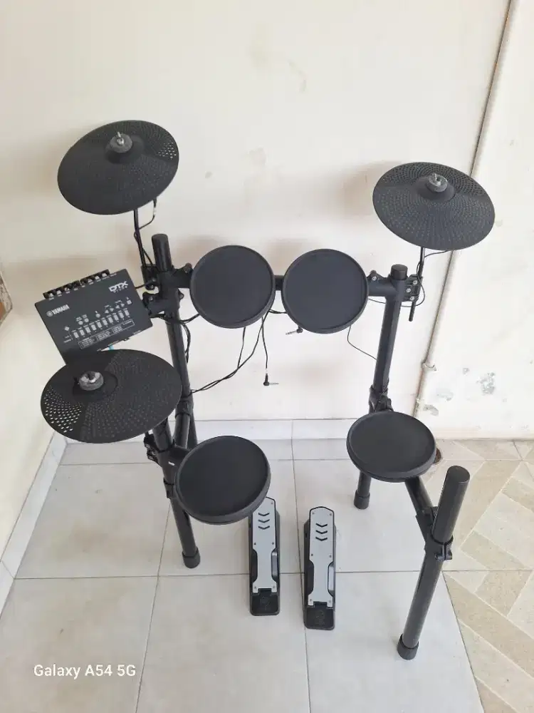 Drum elektrik yamaha dtx 402 roland